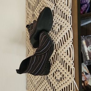 Charleston Shoes ankle bootie excellent condition size 6 black Barcelona strippe